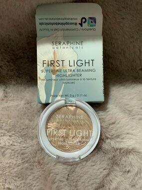 Seraphine Botanicals First Light Highlighter - Champagne Gold